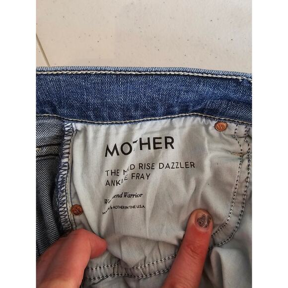 Mother Jeans Womens Sz 27 Mid Rise Dazzler Ankle Fray Blue Jeans Distressed - Picture 5 of 6